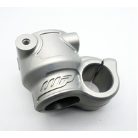 WP Axle Clamp Right